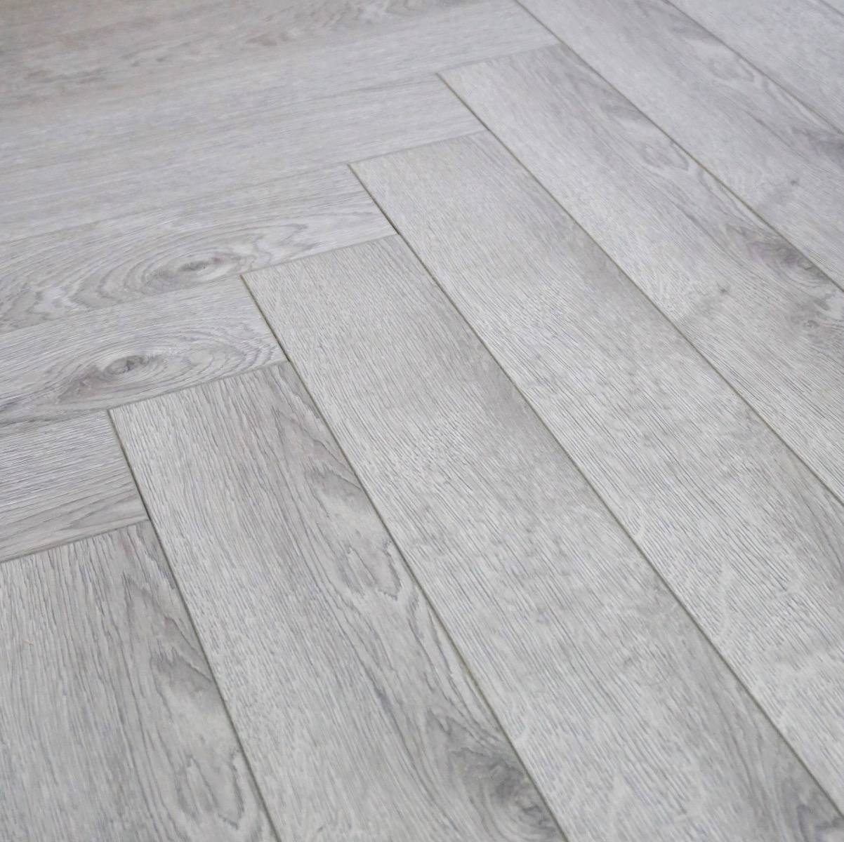Grey Laminate Flooring 12mm Vinatge, Light Grey Laminate Flooring In Kitchen