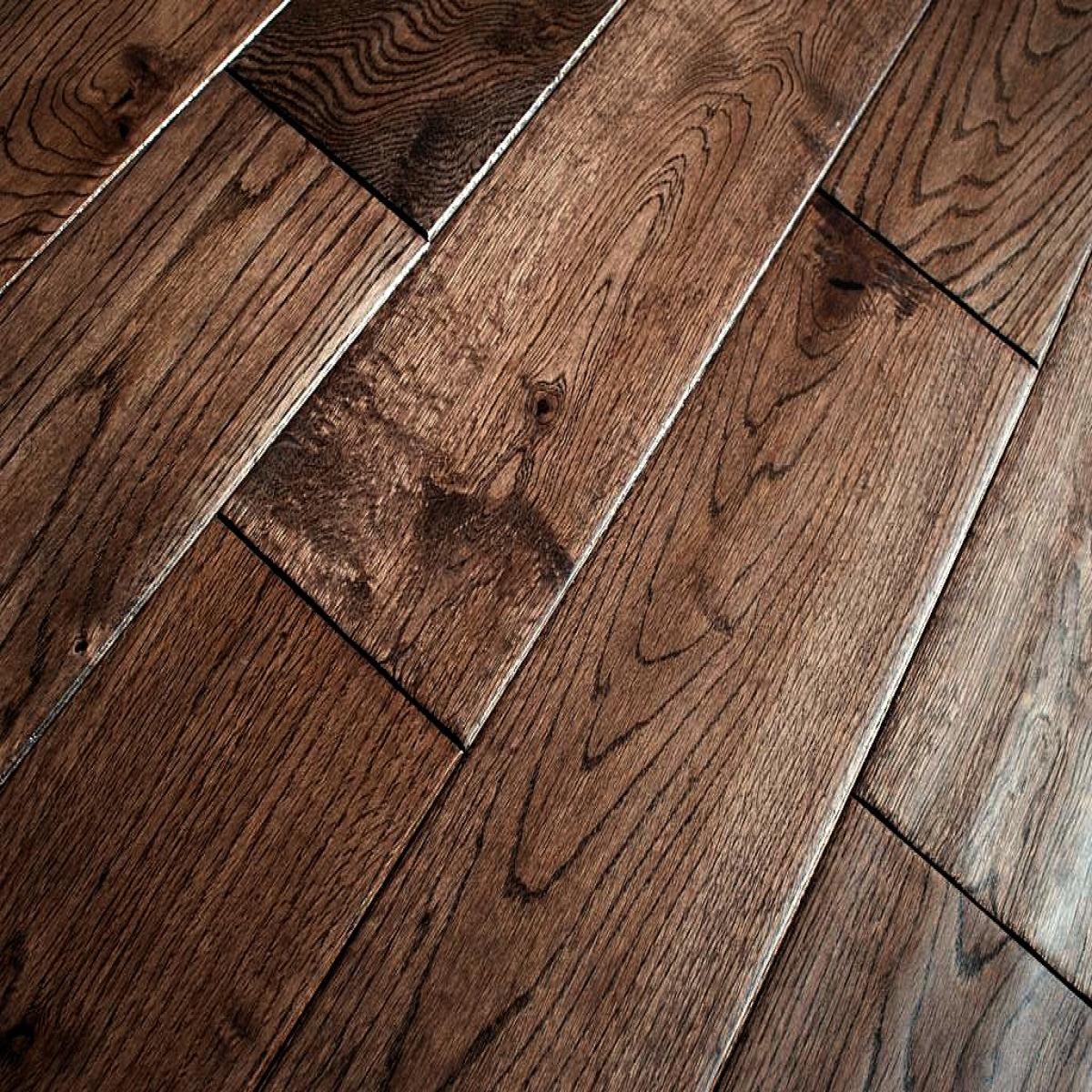 Coffee Oak Hand Sed Lacquered Solid, Hardwood Flooring Solid Wood