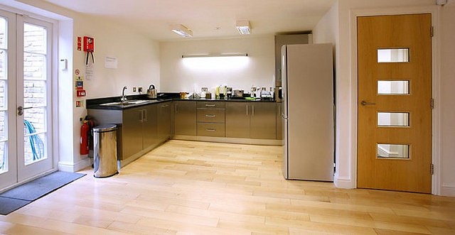 What Are The Benefits/Disadvantages of Engineered Wood Flooring? 