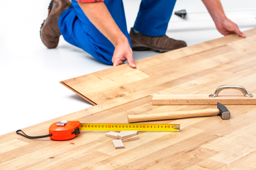 How to lay laminate flooring